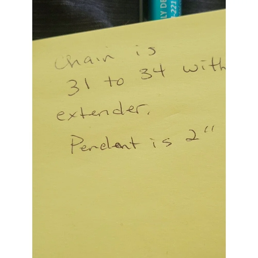 Avon NWT Blue purple acrylic crystal necklace faceted teardrop pendant. - Picture 6 of 6